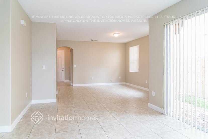 Building Photo - 9141 SW 152nd Ct