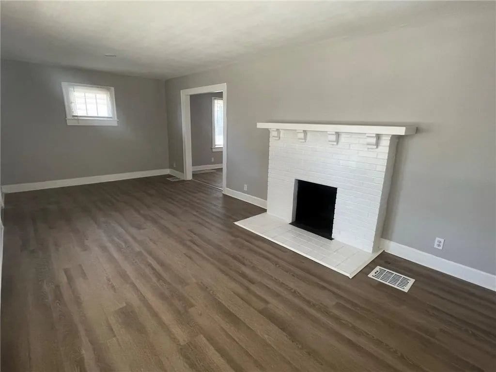 Building Photo - 2430 Indianapolis Ave