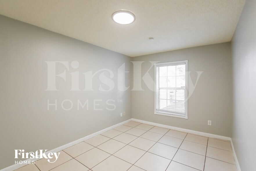 Building Photo - 25024 SW 128th Pl