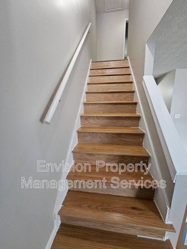 Building Photo - 2638 Fieldstone View Ln SE