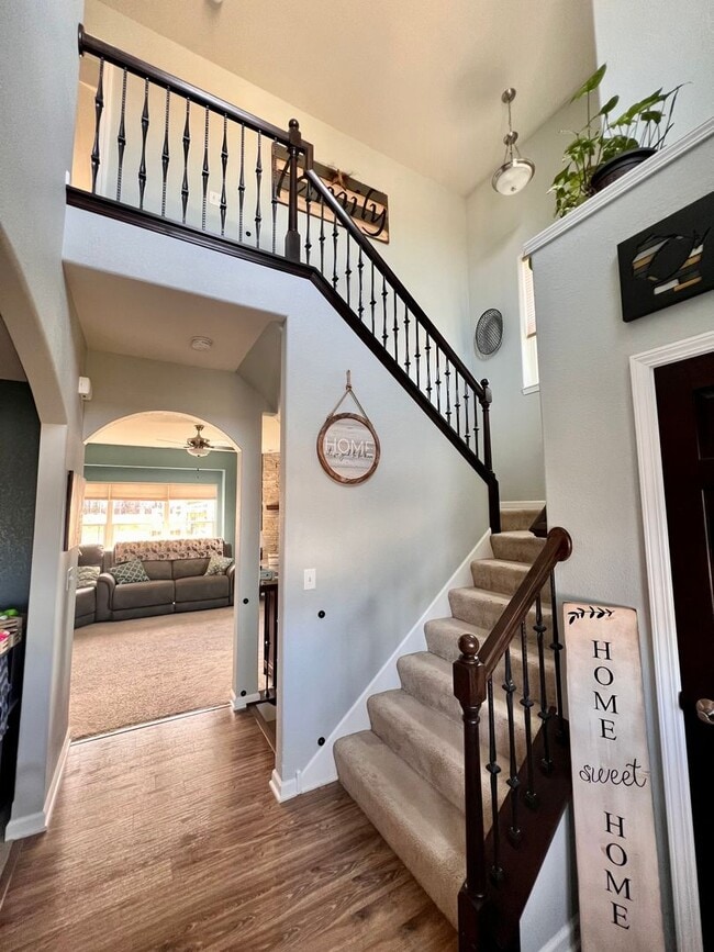 Building Photo - Menomonee Falls Single Family Home for Rent!