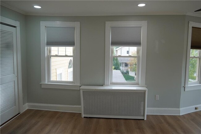 Building Photo - 1358 Narragansett Blvd