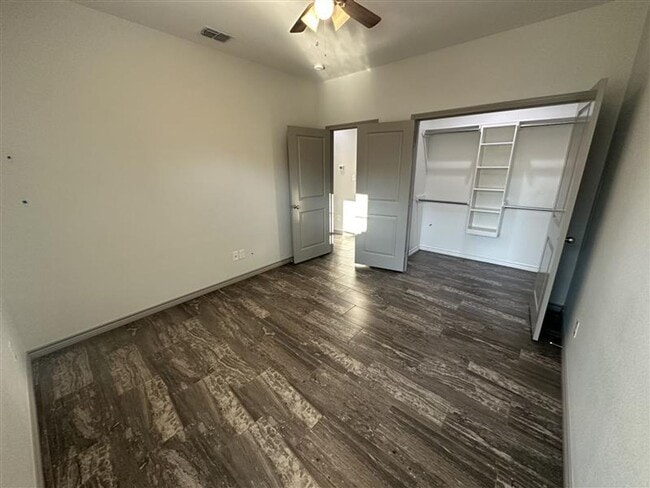 Building Photo - 13314 County Rd 285