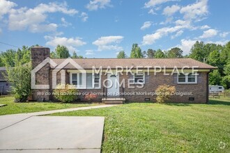 Building Photo - 602 E Hartford Ave