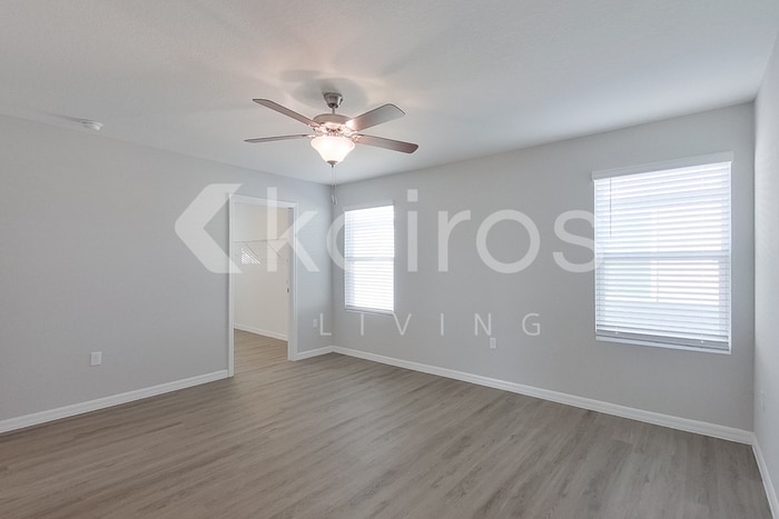 Building Photo - 8647 SW 43rd Ter
