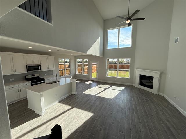 Building Photo - 507 Parrino pkwy