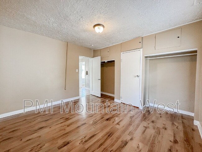 Building Photo - 3515 S 2300 E