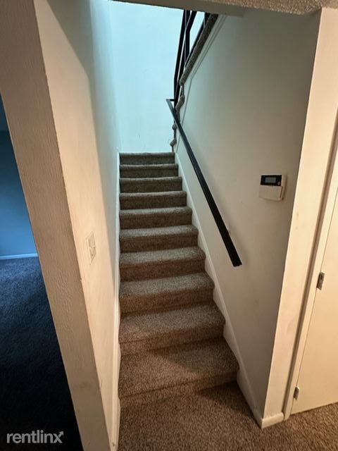 Building Photo - 2 br, 1.5 bath Townhome - 3919 Overland Ht...