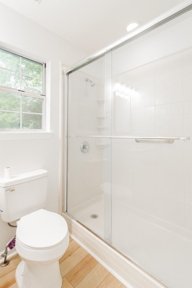 Building Photo - 8413 Woodford Bridge Dr