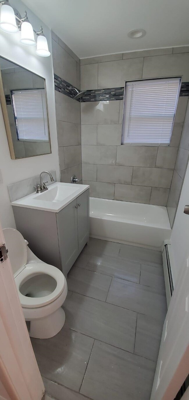 Building Photo - 3586 John F. Kennedy Blvd