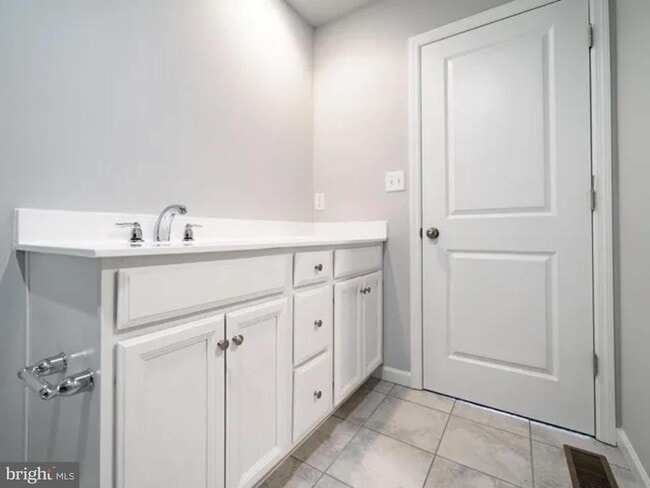 Building Photo - 3116 Detweiler Ln