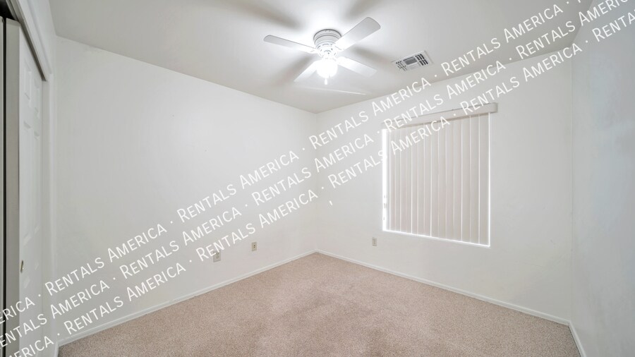 Building Photo - 15400 S Camino Agua Azul