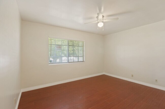 Building Photo - Spacious Mission Hills Home – Modern Comfort in a Prime Location!