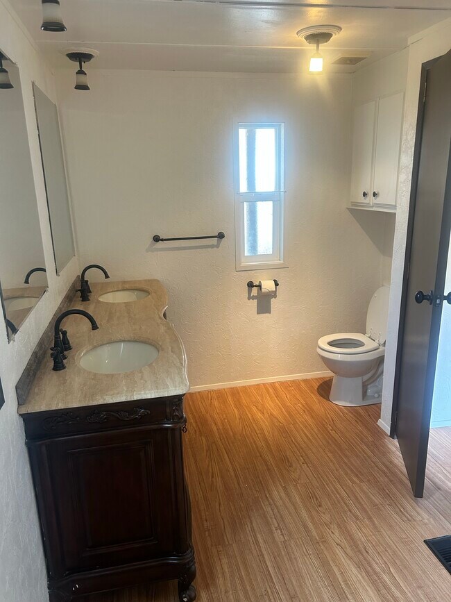 Building Photo - 8510 Cimarron Way