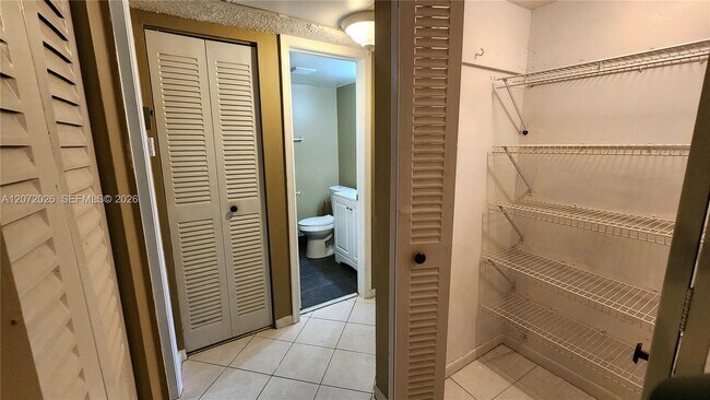 Building Photo - 2700 Coral Springs Dr