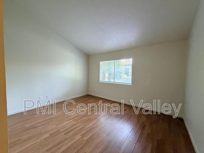 Building Photo - 6222 Porterfield Ct