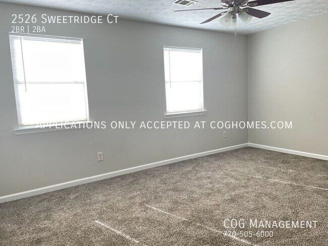 Building Photo - 2526 Sweetridge Ct