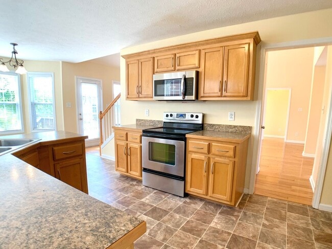 Building Photo - 800 Karmaflux Way