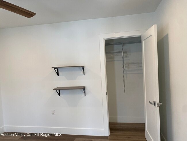 Building Photo - 520 Delaware Ave