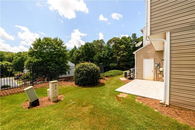 Building Photo - 1044 Prestwyck Ct