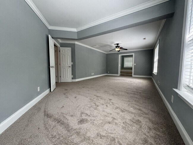 Building Photo - 515 Hannah McKenzie Dr