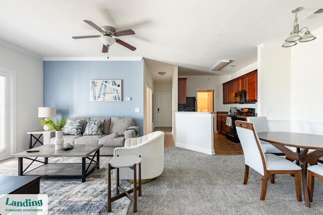 Building Photo - 2118 Silvercrest Dr