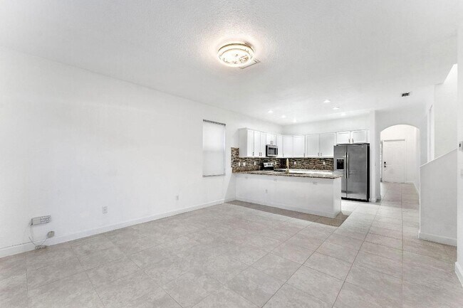 Building Photo - 3841 Aspen Leaf Dr