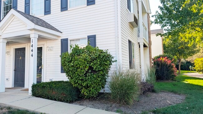Primary Photo - 1444 McClure Rd