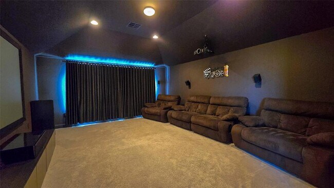 Building Photo - 6701 Serlio Dr