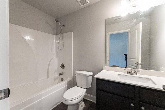 Building Photo - 2414 Morgan Pl Dr