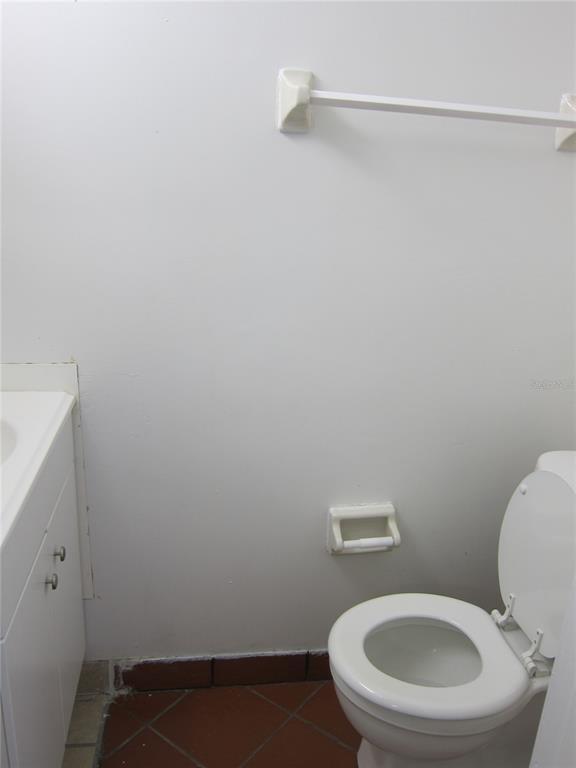 Building Photo - 6417 SW 9th Ave