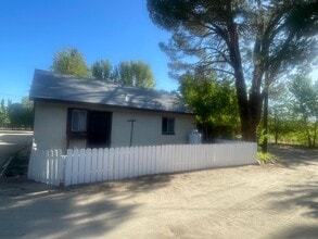 Building Photo - Big Pine