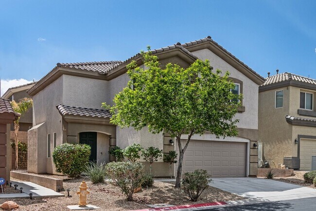 Building Photo - Southwest 3 bedrooms 2.5 bathrooms