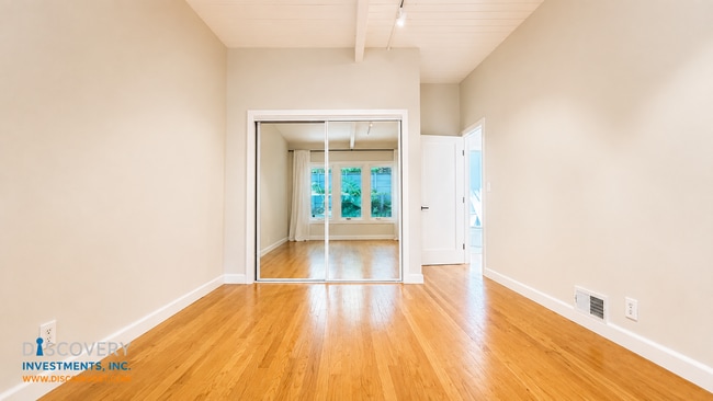 Building Photo - 6323 Girvin Dr