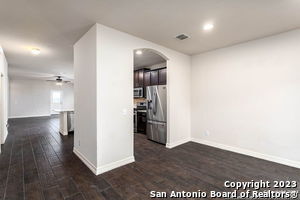 Building Photo - 1182 Ranch Falls