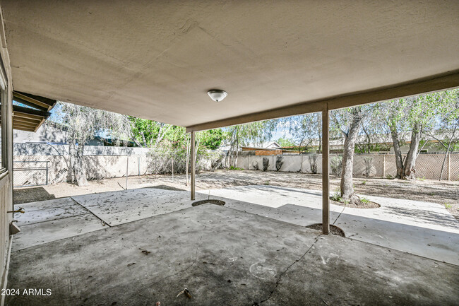 Building Photo - 3001 W Muriel Dr