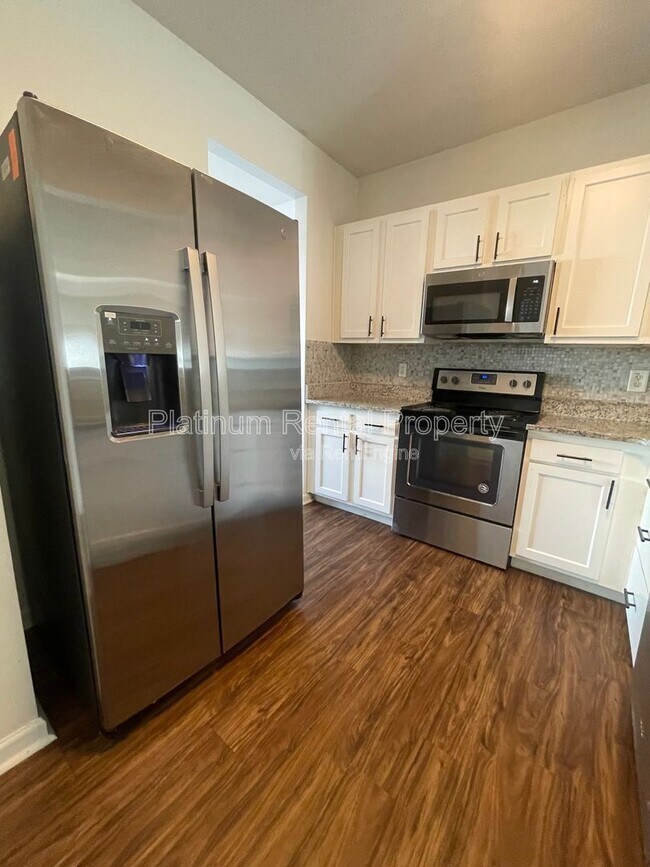 Building Photo - 2291 Bigwood Trail