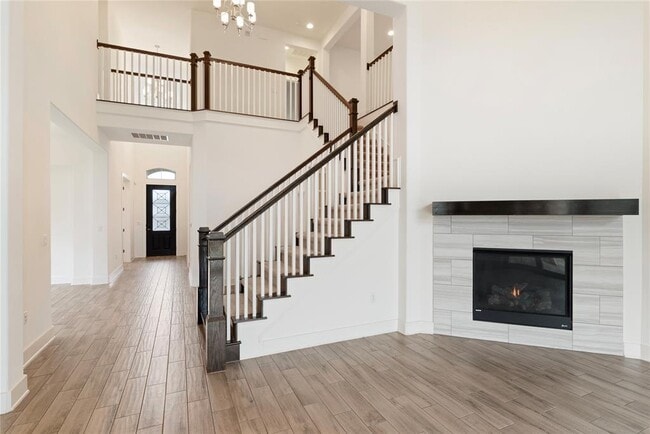 Building Photo - 12905 Padua Dr