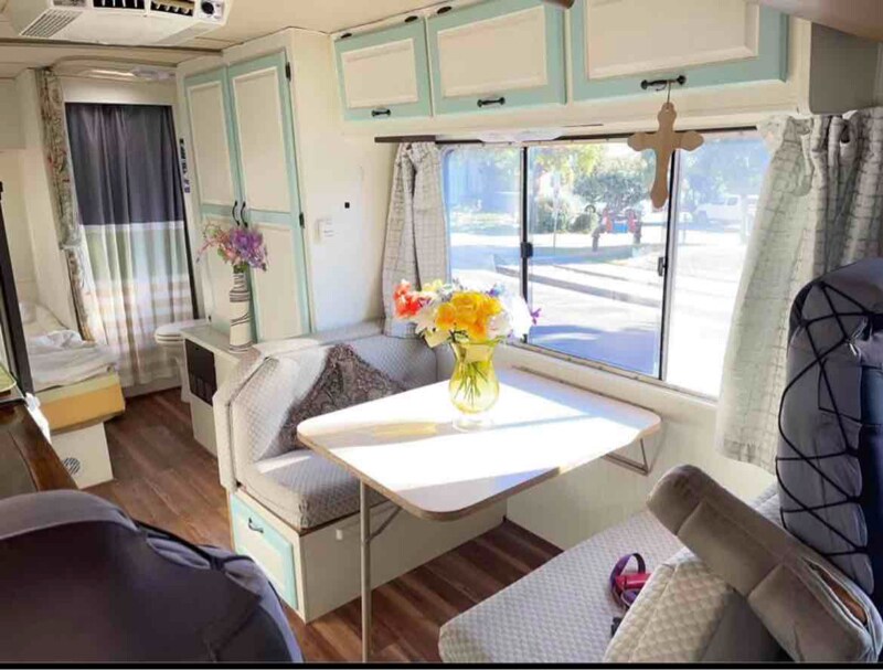 Building Photo - 3133 Homestead Rd