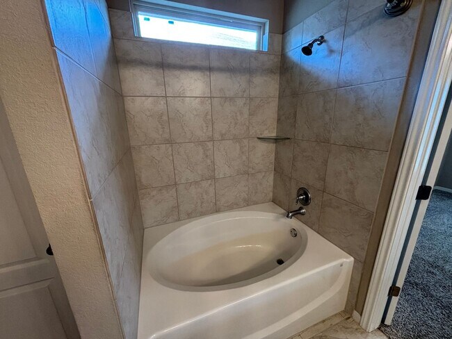 Building Photo - 7717 Hickman St