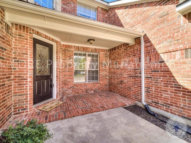 Building Photo - 520 Arcadia Dr
