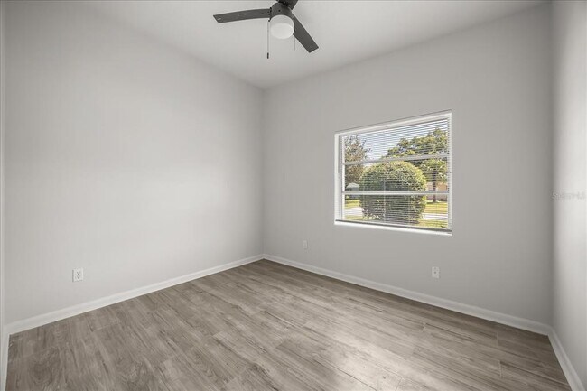 Building Photo - 1849 Viburnum Ln