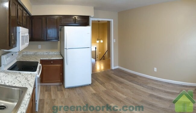Building Photo - 9106 W 78th St