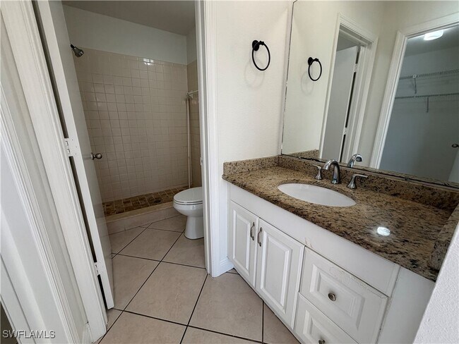 Building Photo - 1392 Churchill Cir