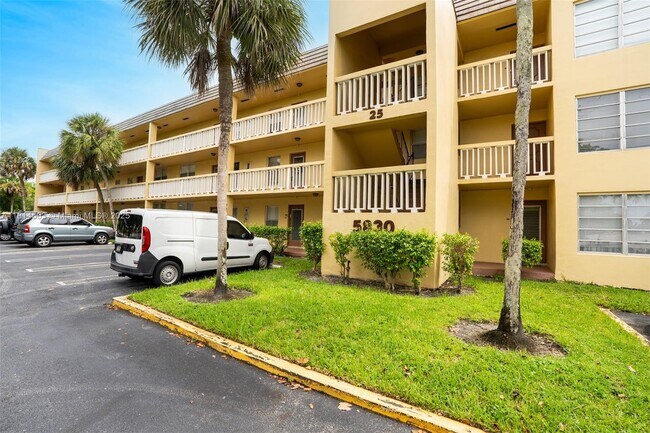 Building Photo - 5830 NW 64th Ave