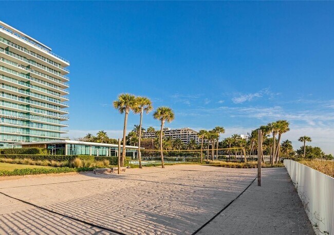 Building Photo - 360 Ocean Dr