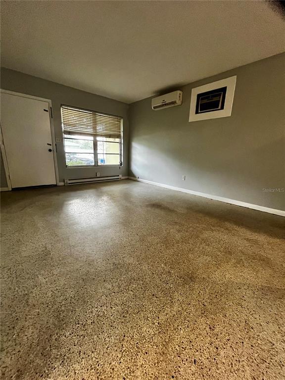 Building Photo - 1411 Kennywood Dr