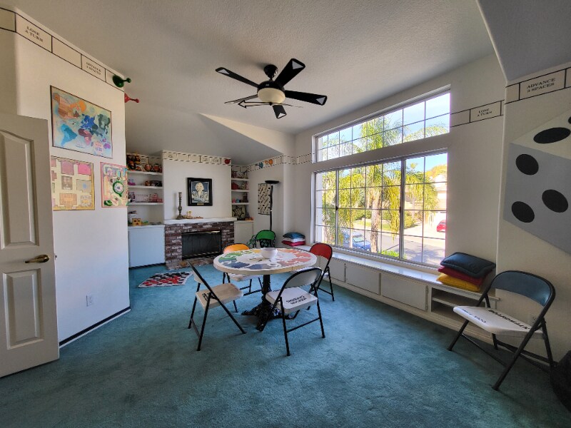 Building Photo - 21714 Agajanian Ln