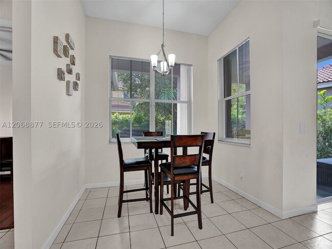 Building Photo - 938 Bluewood Terrace