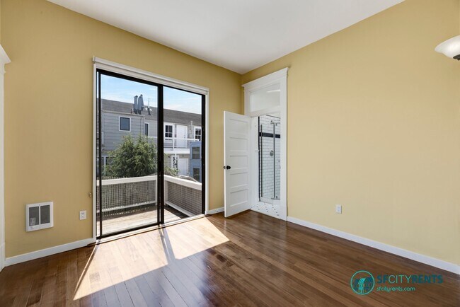 Building Photo - Intimate Luxury Space w/ Chef's Kitchen, 2 New Baths; Private Deck Overlooks Zen Courtyard